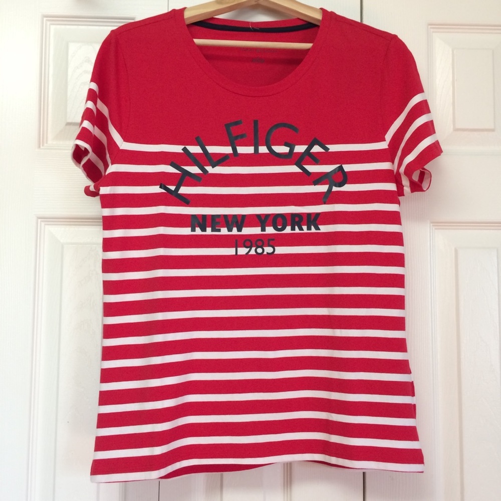 Tommy Hilfiger striped tee shirt  med NWT